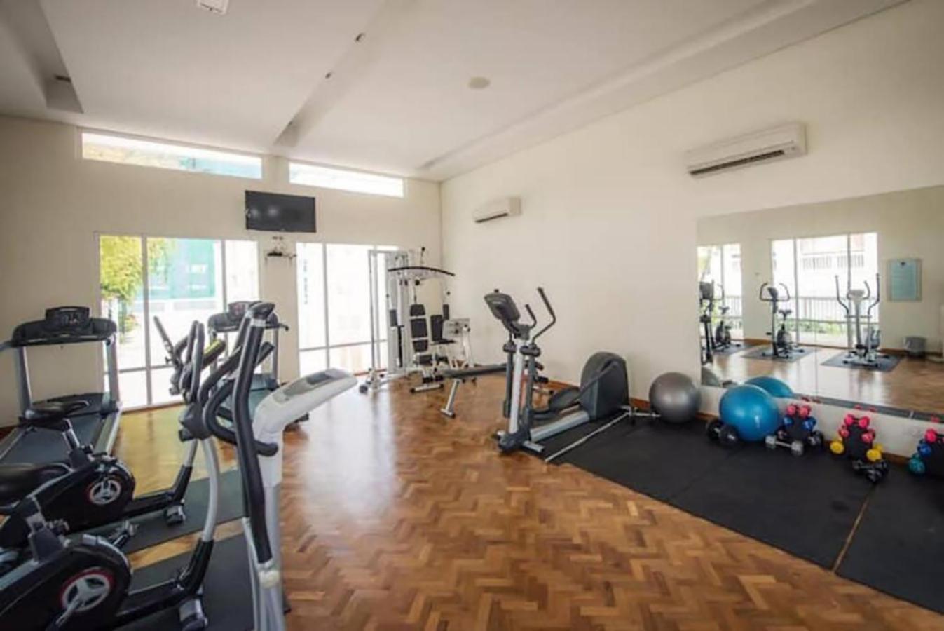 Tree Premier Suite Strait Quay Luxury Marina Suite Tanjung Tokong Eksteriør bilde
